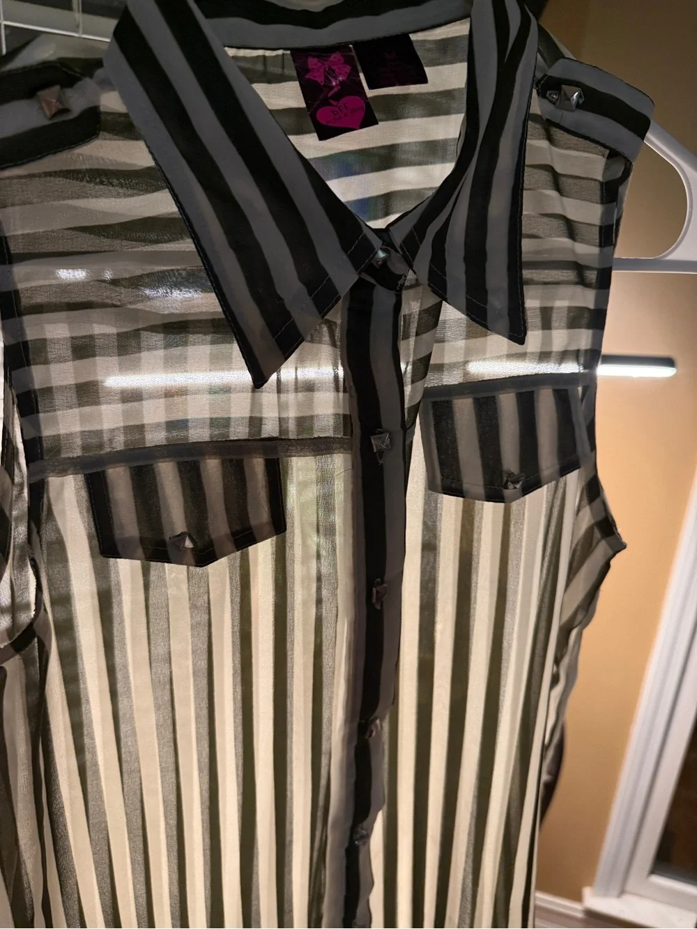 BFF Be Fun and Flirty Sheer Olive/White Blouse ✨Women's MED Pre Owned